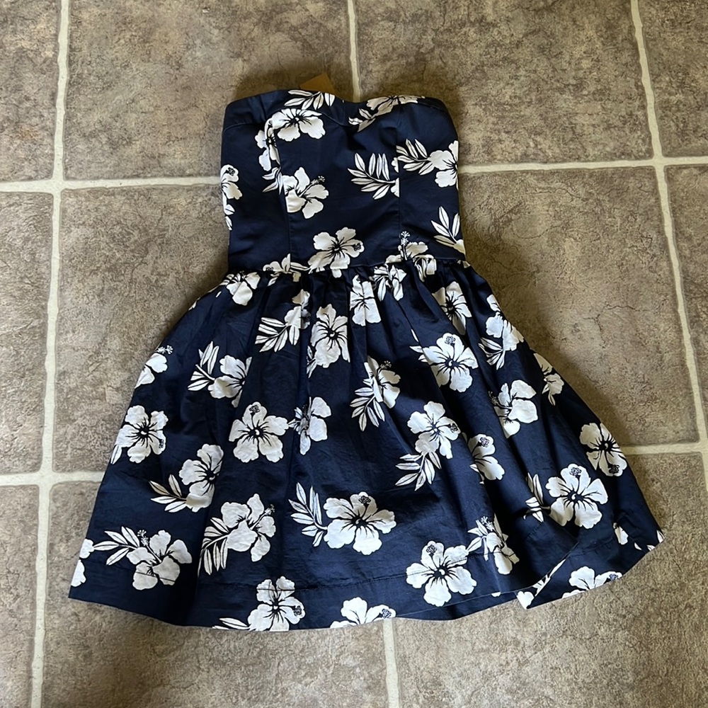 Hollister Strapless Dress in Navy with White Floral